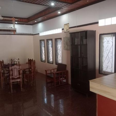 Bolaven Trail Guesthouse パークセー エクステリア 写真