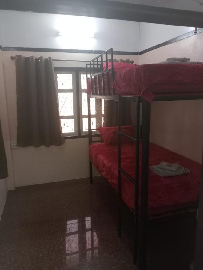 Bolaven Trail Guesthouse パークセー エクステリア 写真